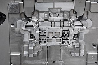 螺紋部分設(shè)計(jì)回轉(zhuǎn)脫模機(jī)構(gòu)有哪些注意事項(xiàng)？