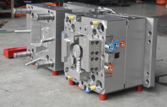 塑料注塑模具與硅膠模具有哪些區(qū)別？