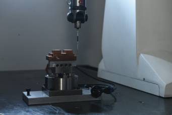 塑料模具應(yīng)當(dāng)怎樣做質(zhì)量檢測(cè)？