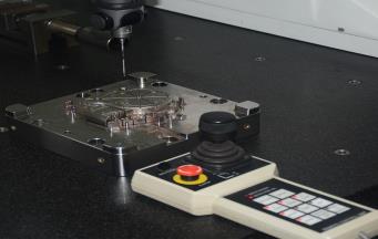 如何優(yōu)化精密模具的設(shè)計(jì)和加工技術(shù)？